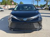 New 2025 Toyota Sienna XLE image 3