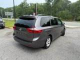 Used 2020 Toyota Sienna LE image 6