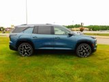 New 2025 Chevrolet Traverse High Country image 2