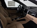 Used 2024 Porsche Macan image 4
