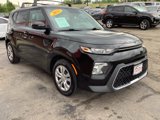 Used 2022 Kia Soul LX image 3