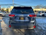 Used 2017 Toyota Highlander XLE image 5