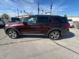 Used 2020 Ford Explorer Platinum w/ Premium Technology Package image 3