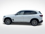 New 2026 BMW X5 sDrive40i w/ Premium Package image 5