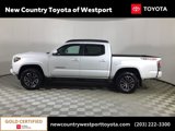 Used 2022 Toyota Tacoma TRD Sport image 4