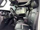 Used 2020 Jeep Wrangler Unlimited Sahara image 2