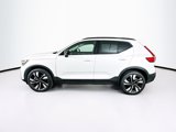 Used 2025 Volvo XC40 B5 Plus image 4