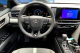 Used 2025 Toyota Camry SE image 5