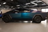 Used 2024 Tesla Cybertruck AWD Crew Cab image 4