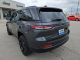 New 2025 Jeep Grand Cherokee Altitude image 4