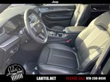 New 2025 Jeep Grand Cherokee Limited w/ Luxury Tech Group II image 3