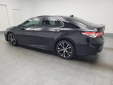 Used 2020 Toyota Camry SE image 3
