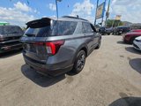 Used 2025 Ford Explorer ST-Line w/ ST-Line Street Pack image 2