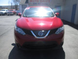 Used 2018 Nissan Rogue Sport S image 2