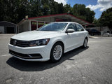Used 2017 Volkswagen Passat 1.8T SE image 2