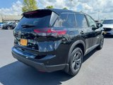 Used 2025 Nissan Rogue SV image 3