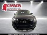 New 2025 Nissan Pathfinder SL image 2