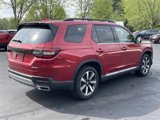 New 2025 Honda Pilot Touring image 5