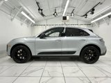 Used 2025 Porsche Macan GTS image 2