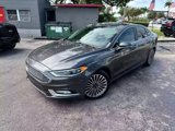 Used 2017 Ford Fusion SE w/ Fusion SE Technology Package image 2