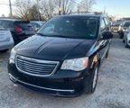Used 2014 Chrysler Town & Country Touring image 2