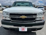 Used 2006 Chevrolet Silverado 2500 W/T w/ Snow Plow Prep Package image 5