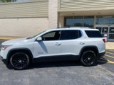 Used 2019 GMC Acadia SLT w/ LPO, Floor Liner Package image 2
