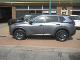 Used 2022 Nissan Rogue S image 2
