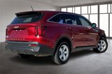 Used 2022 Kia Sorento LX image 3