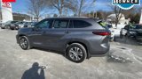 Certified 2022 Toyota Highlander XLE image 6