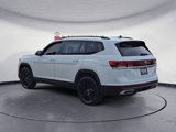 Certified 2025 Volkswagen Atlas SE image 3