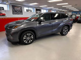 Used 2021 Toyota Highlander XLE image 4