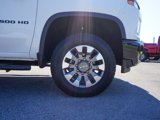 Used 2022 Chevrolet Silverado 2500 Custom w/ Custom Value Package image 5