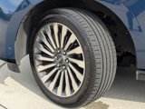 Used 2019 Lincoln Navigator Reserve image 6