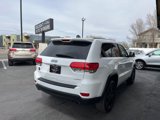 Used 2018 Jeep Grand Cherokee Laredo image 4