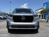 New 2025 Honda Pilot Touring image 3