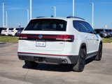 New 2025 Volkswagen Atlas Peak Edition SE image 3