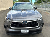 Used 2021 Toyota Highlander XLE image 2