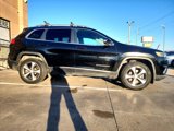 Used 2019 Jeep Cherokee Limited image 4