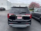 Used 2023 GMC Acadia SLT w/ Technology Package image 6