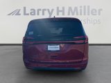 New 2025 Chrysler Pacifica Limited image 4
