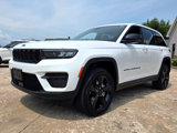 Used 2024 Jeep Grand Cherokee Altitude image 2