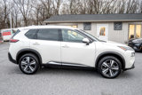 Used 2023 Nissan Rogue SL w/ SL Premium Package image 6