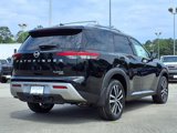 New 2025 Nissan Pathfinder Platinum image 6