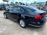 Used 2017 Volkswagen Passat 1.8T S image 2