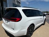 New 2026 Chrysler Pacifica Limited image 6