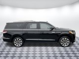 Used 2024 Lincoln Navigator L 4WD image 2