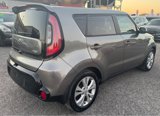Used 2016 Kia Soul + image 4