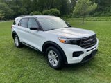 Used 2022 Ford Explorer XLT image 3