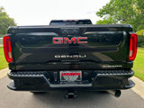 Used 2022 GMC Sierra 2500 Denali w/ Denali Black Diamond Edition image 6